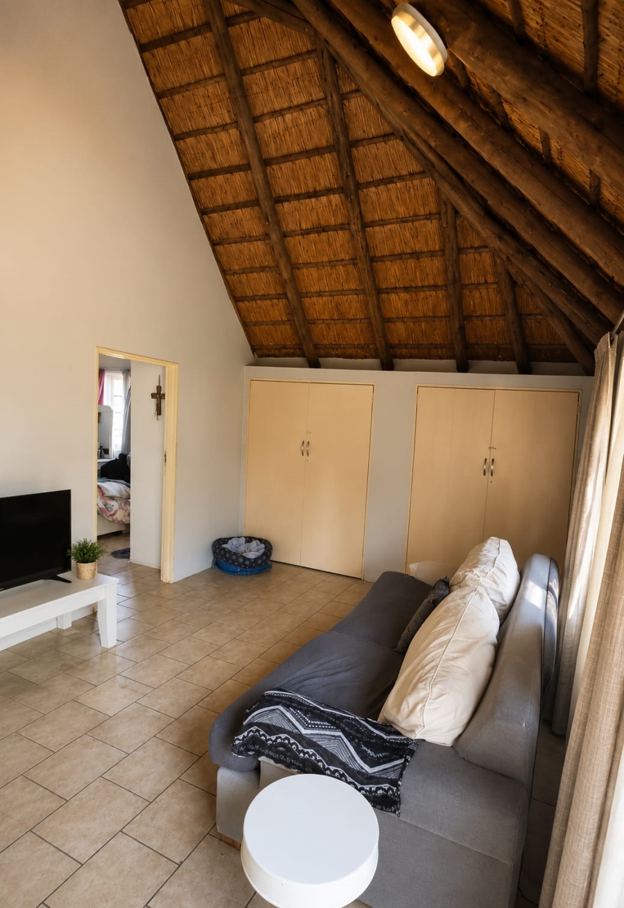 To Let 1 Bedroom Property for Rent in Ifafi North West